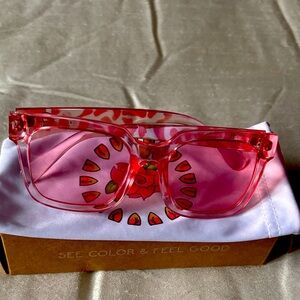Rainbow Vibrant Pink adult sun glasses🌈OPTX shades